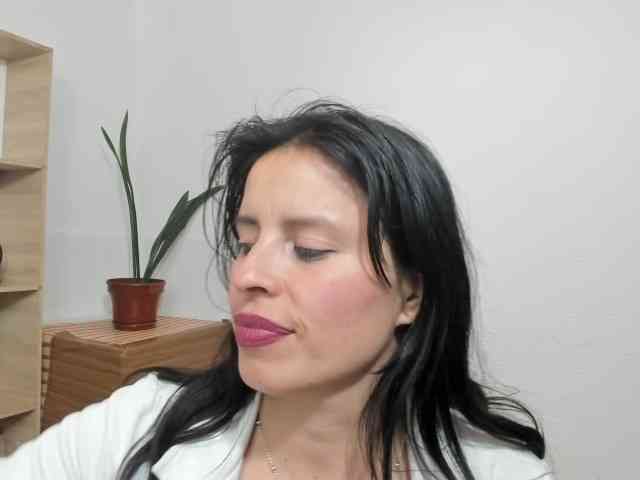 katherine-blair webcam