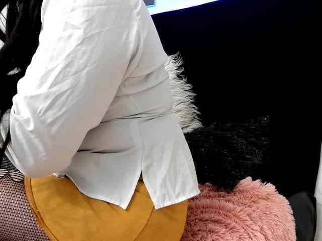 katherine-blair webcam