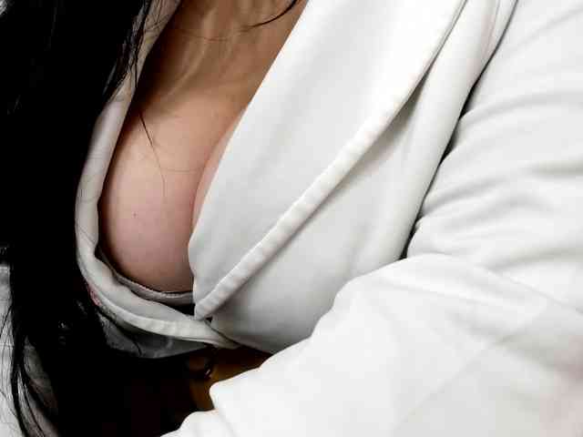 katherine-blair webcam