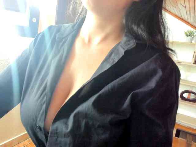 katherine-blair webcam