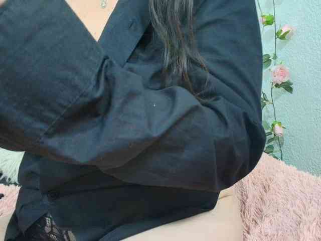 katherine-blair webcam