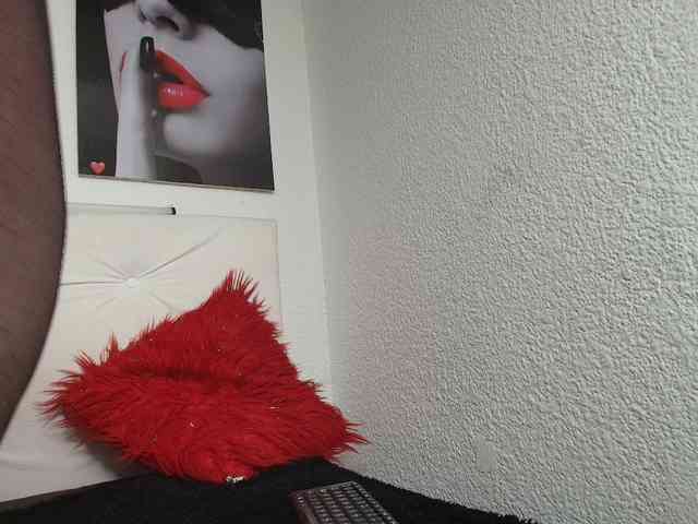 katherine-blair webcam
