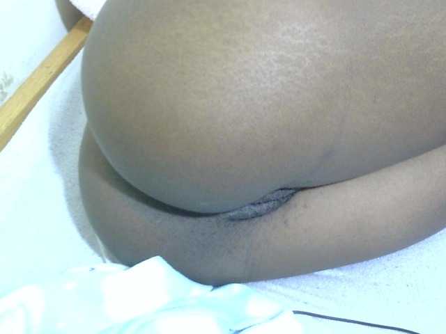 Cuteavril live webcam show