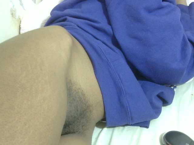 Cuteavril live cam on BongaCams
