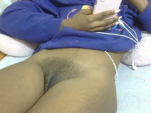 Cuteavril live webcam show