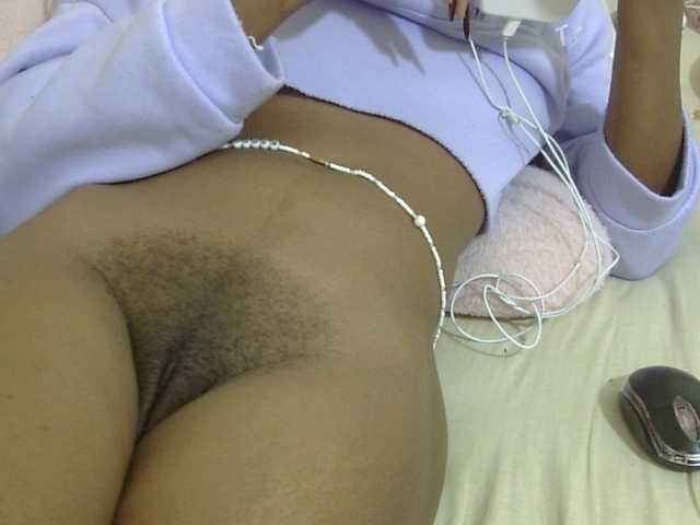 Cuteavril, en vivo ahora en BongaCams