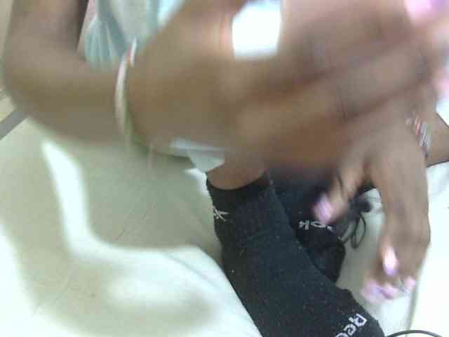 Cuteavril webcam