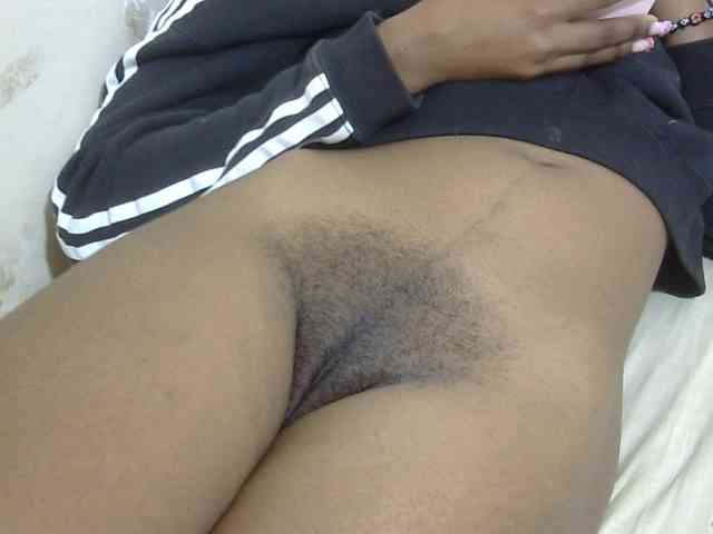 Cuteavril webcam