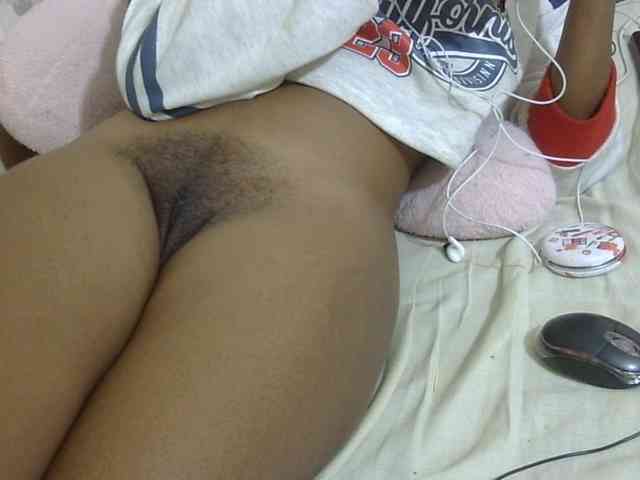 Cuteavril webcam