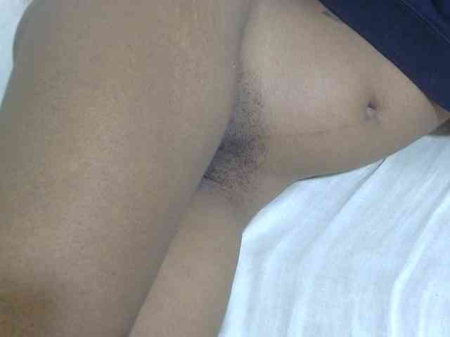 Cuteavril webcam