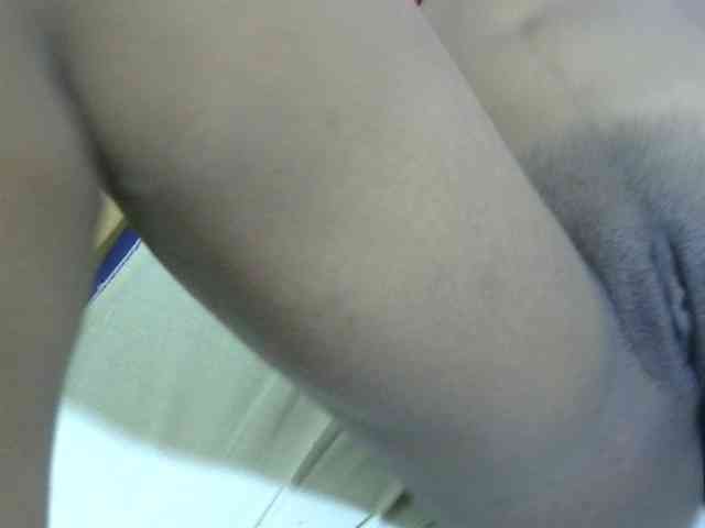 Cuteavril webcam