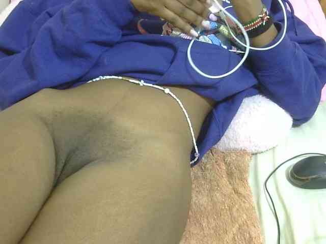 Cuteavril webcam