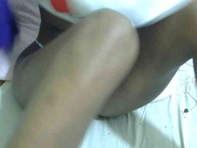 Cuteavril webcam