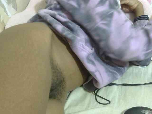 Cuteavril webcam