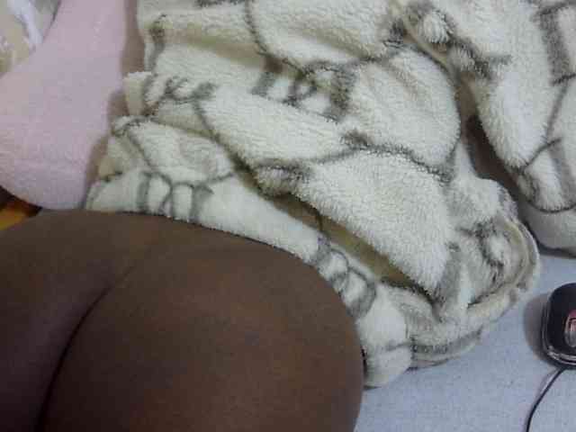 Cuteavril webcam