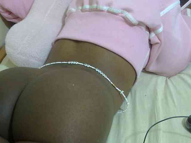 Cuteavril webcam