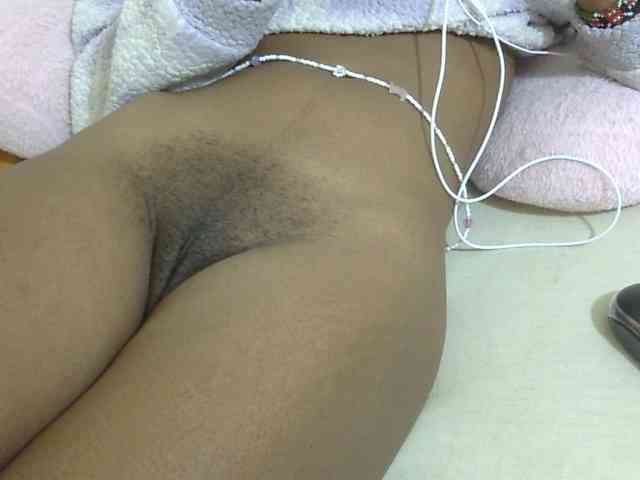 Cuteavril webcam