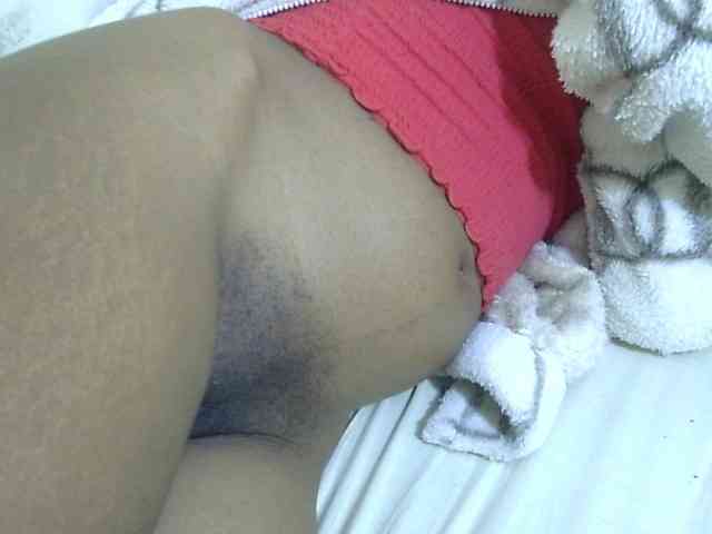 Cuteavril webcam