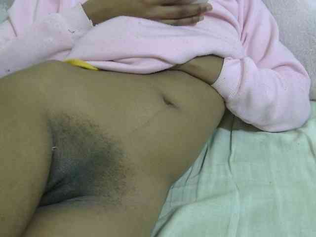 Cuteavril webcam