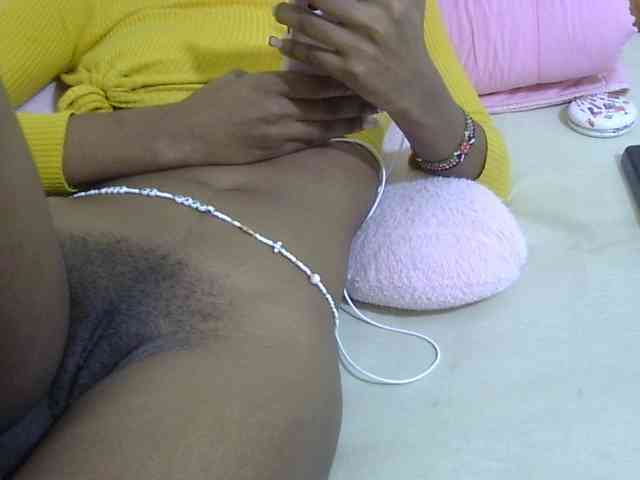 Cuteavril webcam