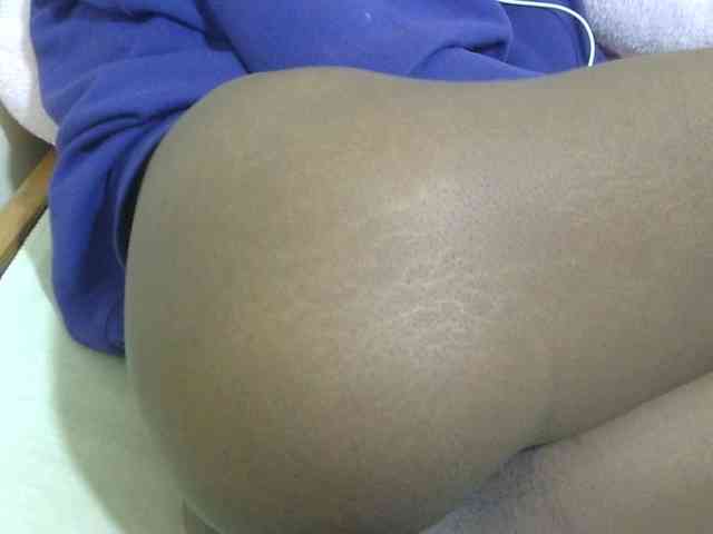 Cuteavril webcam