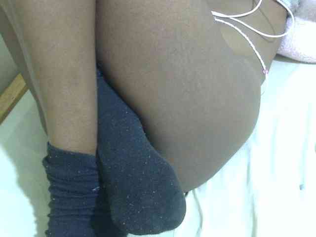 Cuteavril webcam