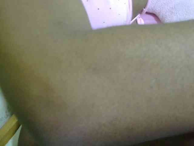 Cuteavril webcam