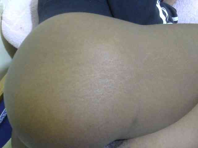Cuteavril webcam