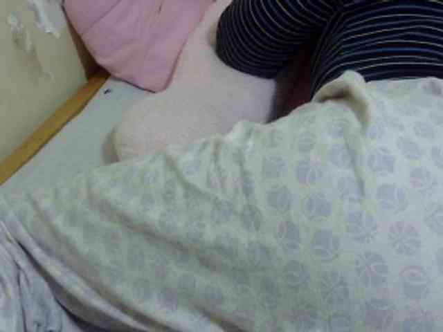 Cuteavril webcam