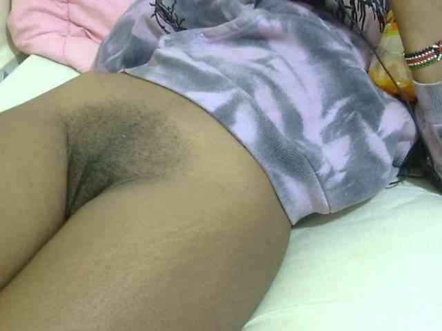 Cuteavril webcam