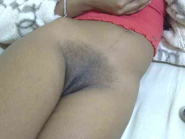 Cuteavril webcam
