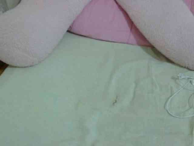 Cuteavril webcam