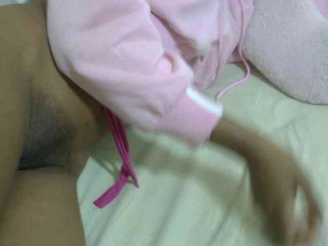 Cuteavril webcam