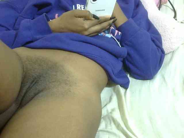Cuteavril webcam