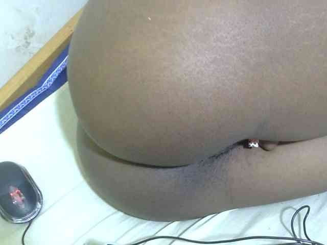 Cuteavril webcam