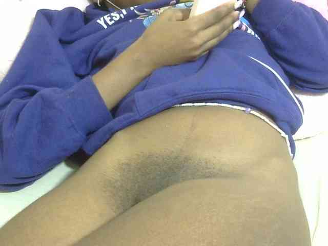 Cuteavril webcam