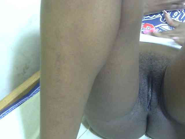 Cuteavril webcam