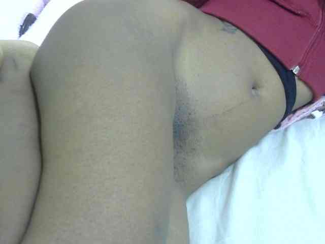 Cuteavril webcam