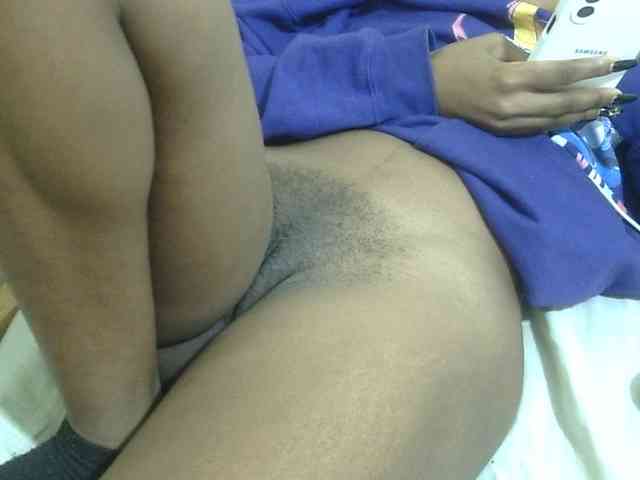 Cuteavril webcam