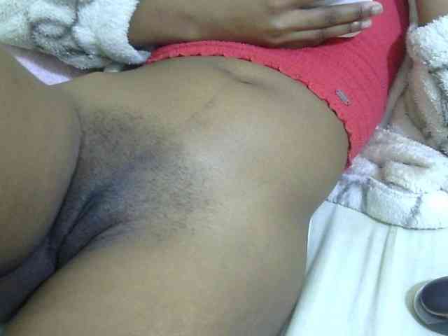 Cuteavril webcam
