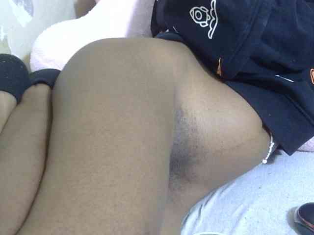 Cuteavril webcam