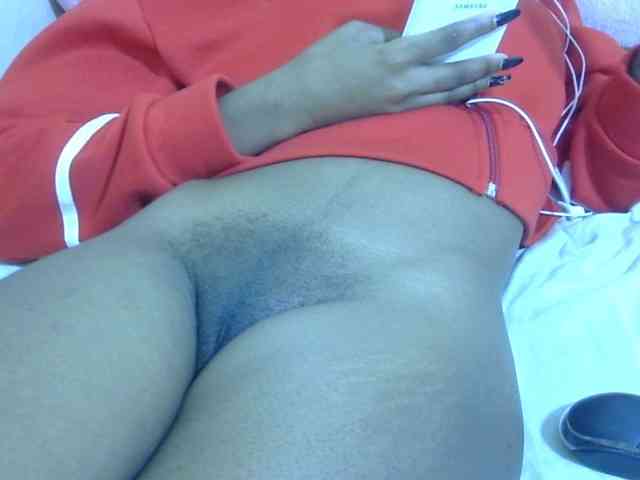 Cuteavril webcam