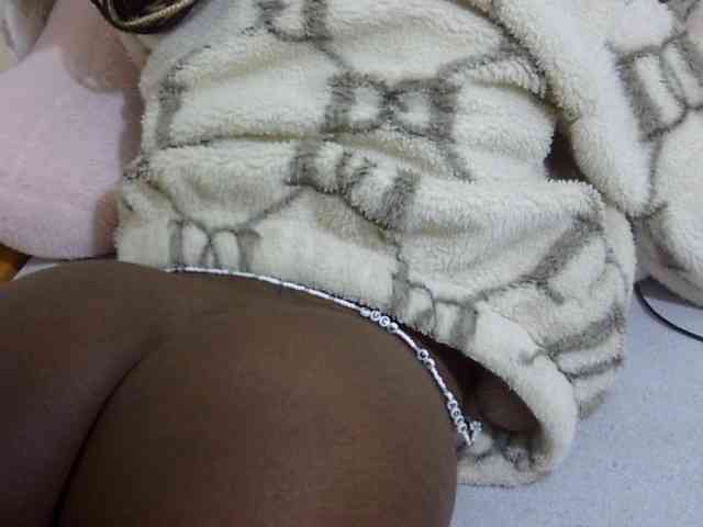 Cuteavril webcam