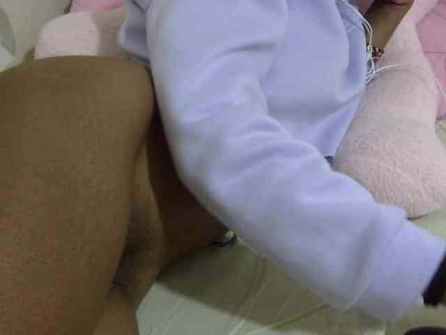 Cuteavril webcam