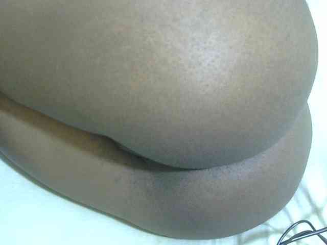 Cuteavril webcam