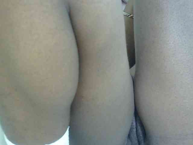 Cuteavril webcam
