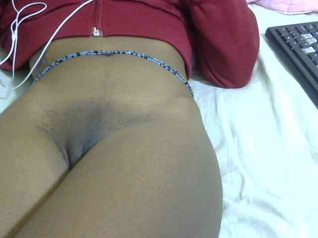 Cuteavril webcam