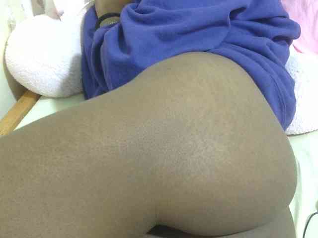 Cuteavril webcam