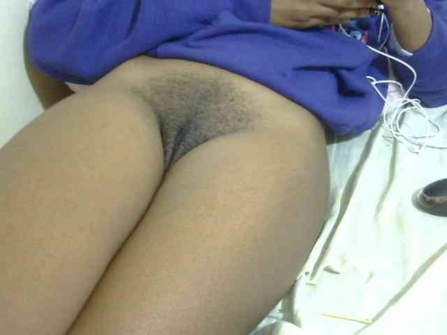 Cuteavril webcam