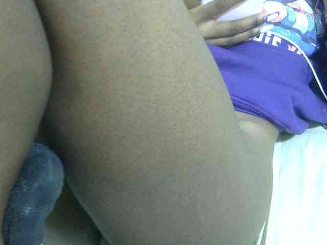 Cuteavril webcam